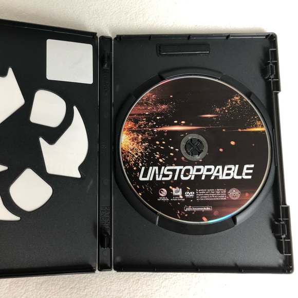 4 DVD Bundle UNSTOPPABLE, FLIGHT PLAN, DEJAVU & THE GOOD SHEPARD - Picture 5 of 16